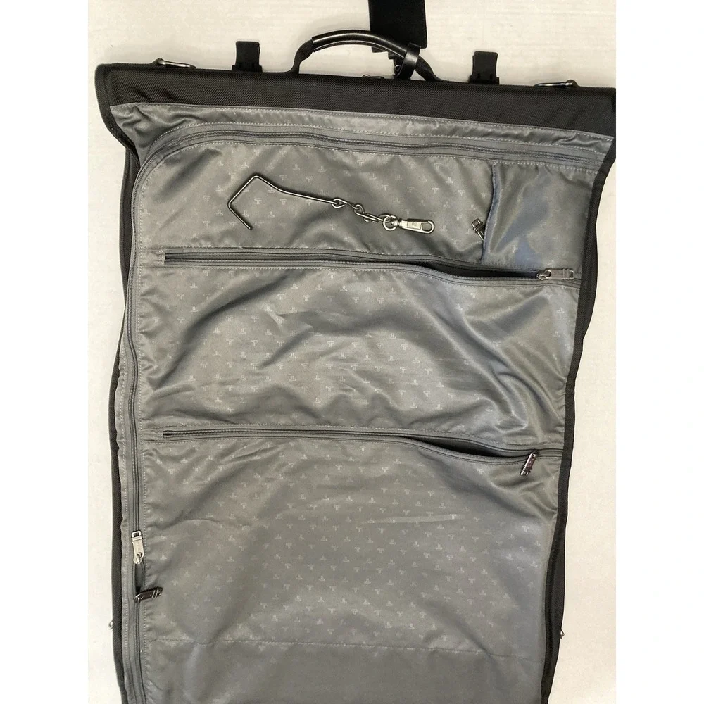 Tumi Ballistic‎ Nylon Black Garment Bag Luggage Travel Suitcase 22134D4